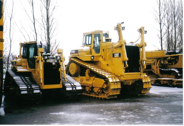 CAT D10N.jpg