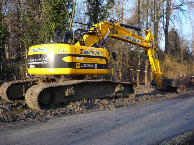 JCB JZ255 LC (1) (Medium).JPG