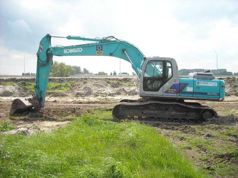 Kobelco SK 250 Kleinjan (5).jpg