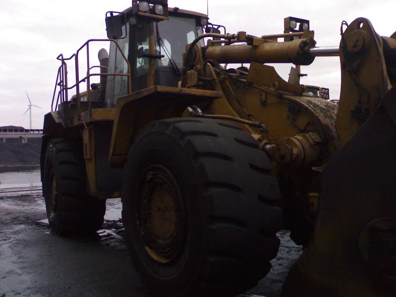 cat 988G 2.JPG