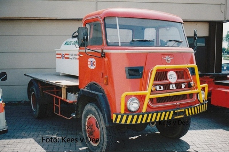 25km 75er V1600BB358 vGelder Nijmegen - ex-kraanwagen Wikkerink Aalten - naam 800px bmf.jpg