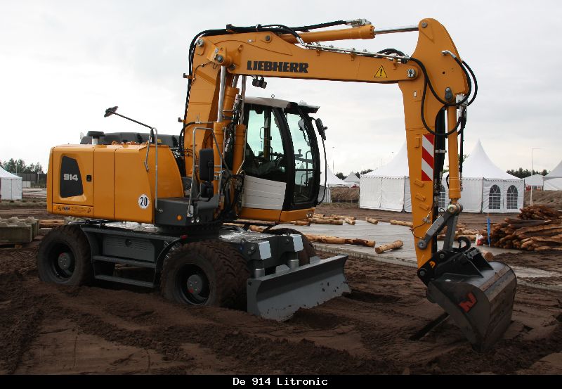 Mobiele Liebherr  914 op TKD.JPG