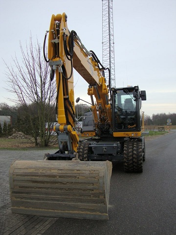 liebherr 918 3.jpg