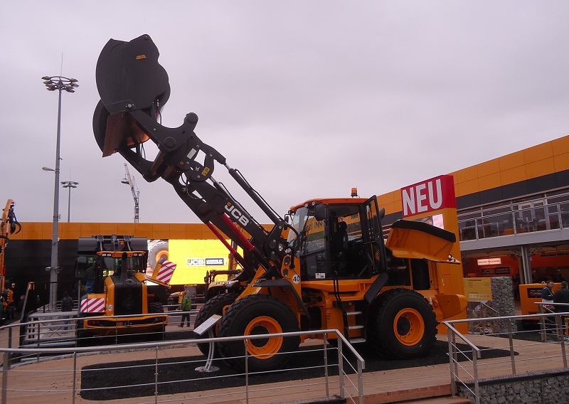 JCB 427 HT.jpg