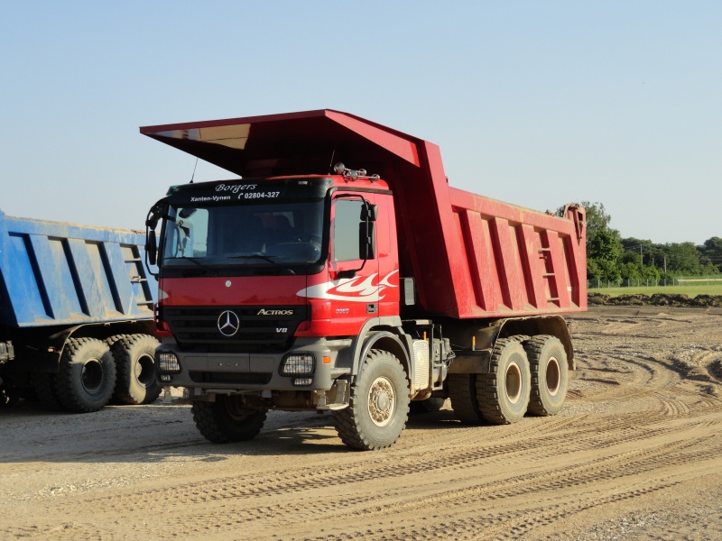 Dumper Actros.jpg