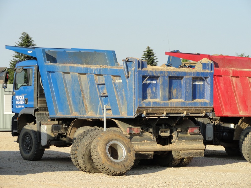 Dumper Büssing 2.jpg