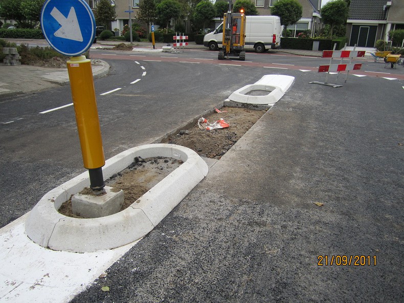 asfalteren van de Ridder Arnoudlaan t/m de Jan van Kuikweg in Heemskerk