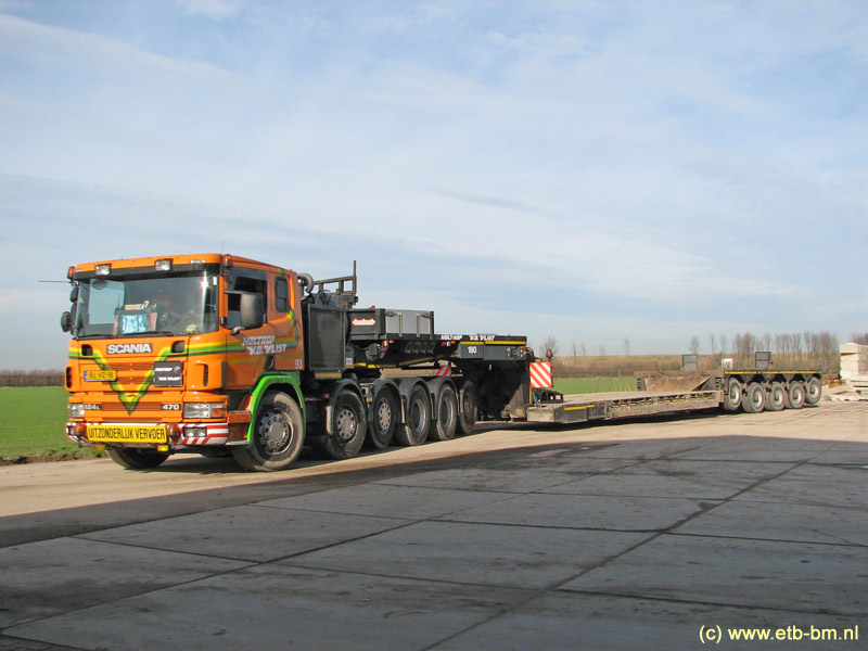 Scania-124L-470-HvdVl-6astr.jpg