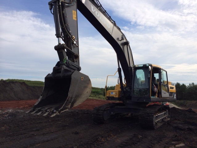 Volvo EC250D S70 2.JPG