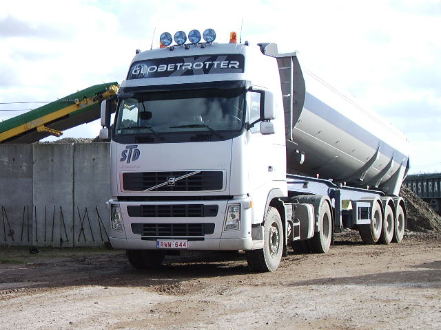 Volvo FH12 480 euro5.JPG