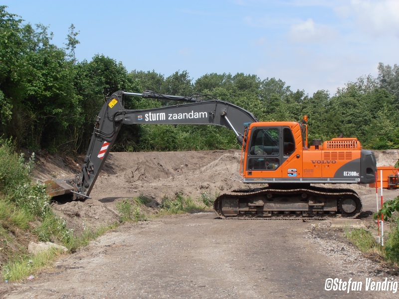 Volvo EC210B - Sturm (2012)-BorderMaker.jpg