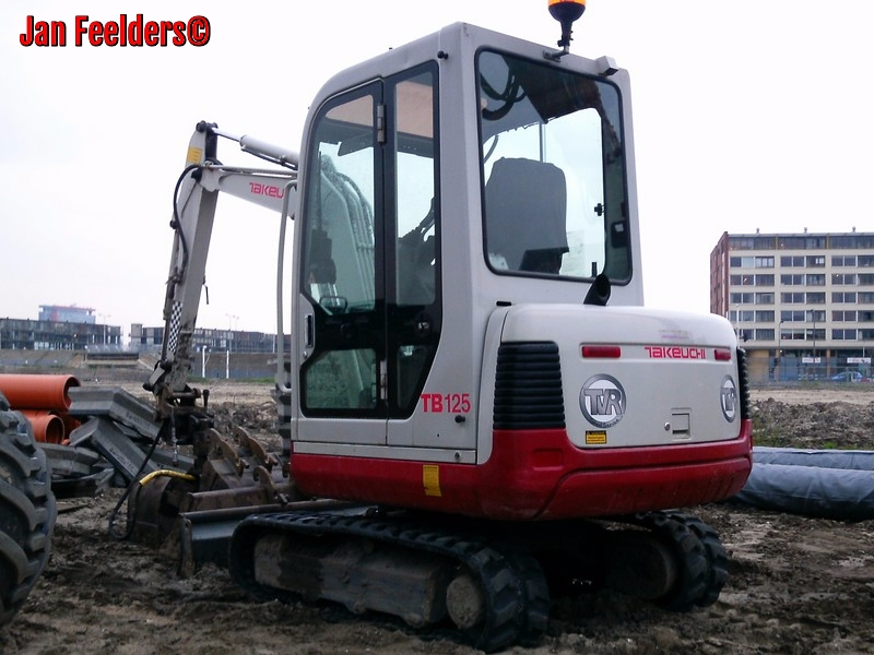 Takeuchi TB 125