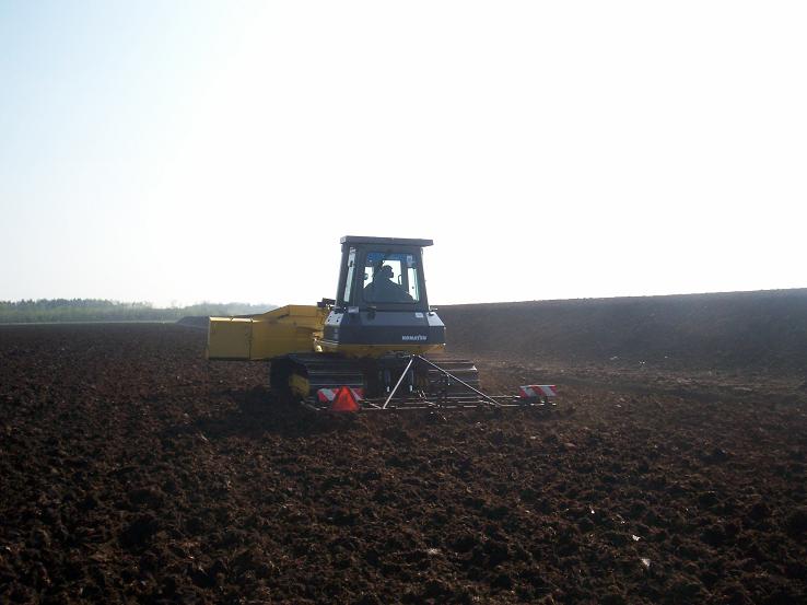 D41P met cultivator  6.jpg