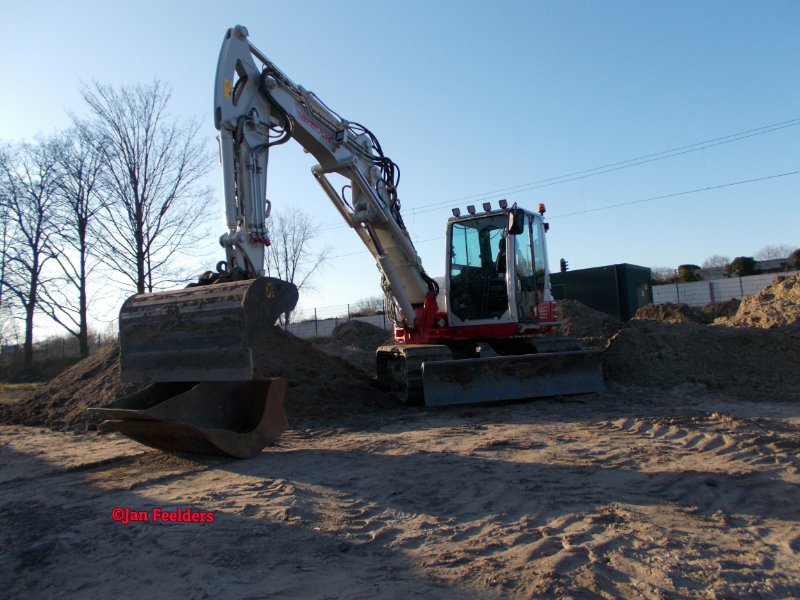 Takeuchi TB 290 (3).jpg