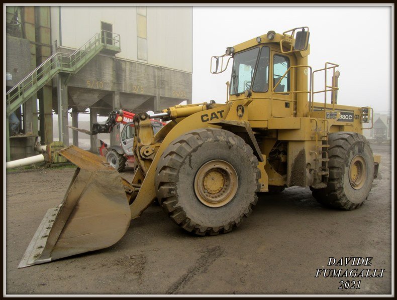 Caterpillar 980C (2).JPG