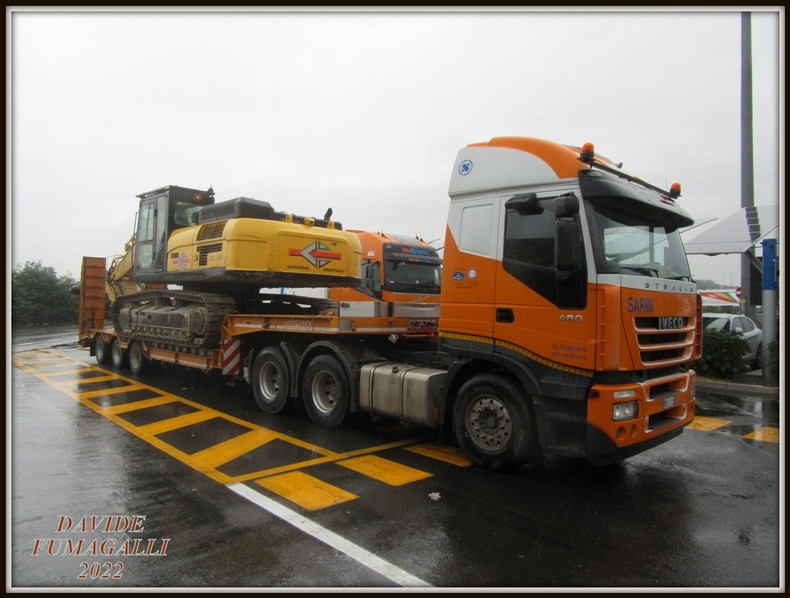 Iveco Stralis 440S48 Sarmi + Caterpillar 336D LN General Smontaggi 001.JPG