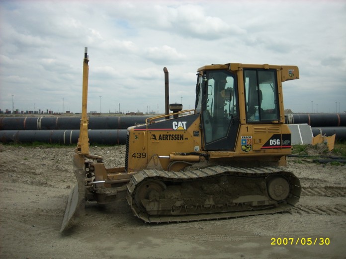 Cat D5G lgp Aertssen.jpg