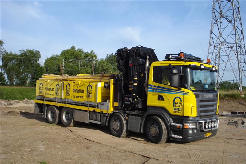 Scania R 620 001 (Medium).jpg