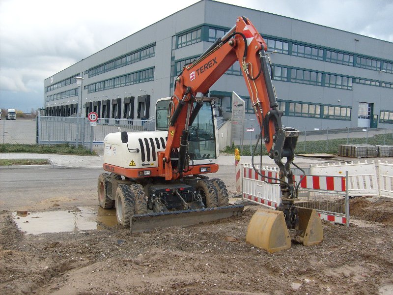 Terex Schaeff HML 32 (2).jpg